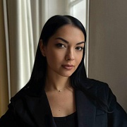 Анна Жукова